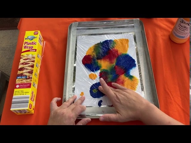 Mess-free finger painting